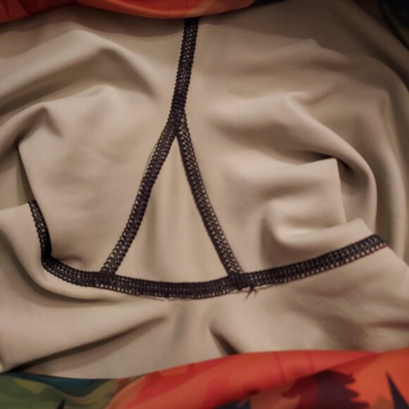 CVG Constantly Varied Gear Harvest Hike Large Leggings - Picture 4 of 6